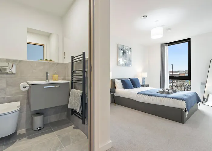 Centre - Gym Access - Walk To Minister - Sleeps 7 Διαμέρισμα *