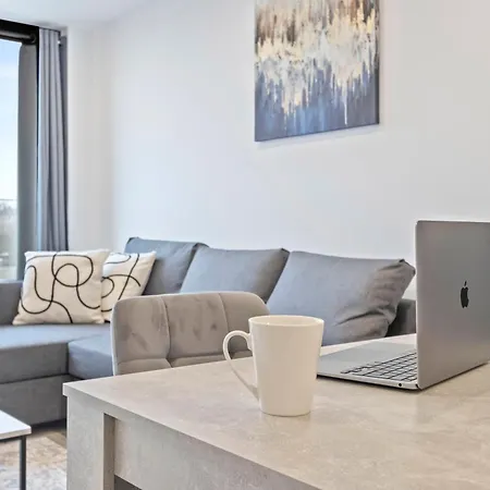 Walk To Minister - Flat - Sleeps 7-gym Apartment *