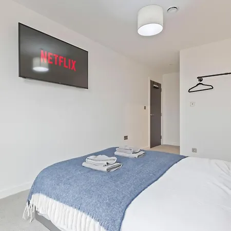 Walk To Minister - Flat - Sleeps 7-gym * York